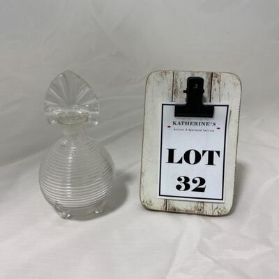 .32. VINTAGE | Art Deco | Perfume Bottle