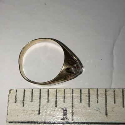 10 K Gold White Ring