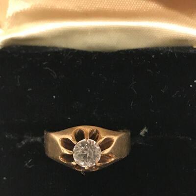 10 K Gold White Ring