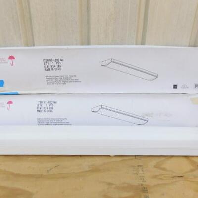 Set of Three 4' Fluorescent Shop or Household Lights 