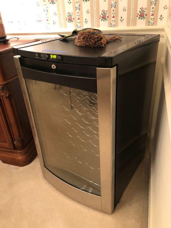 GE Profile Wine Cooler w/Keys