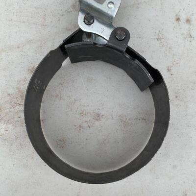 Oil filter removal tool
