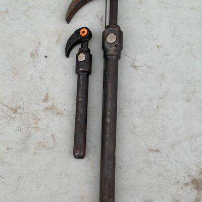 Matco pair of pry bars IDEXPB18 , IDEXP33
