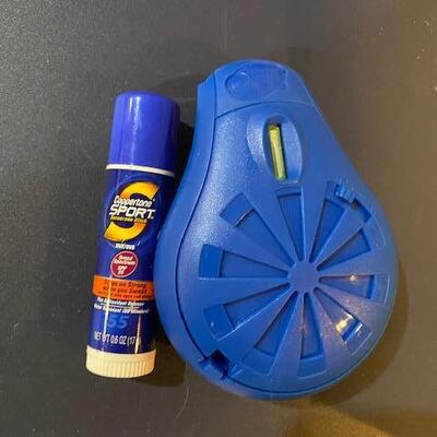 Lot 694 - Bathroom items