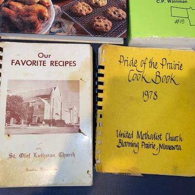Lot 698 - Cookbooks
