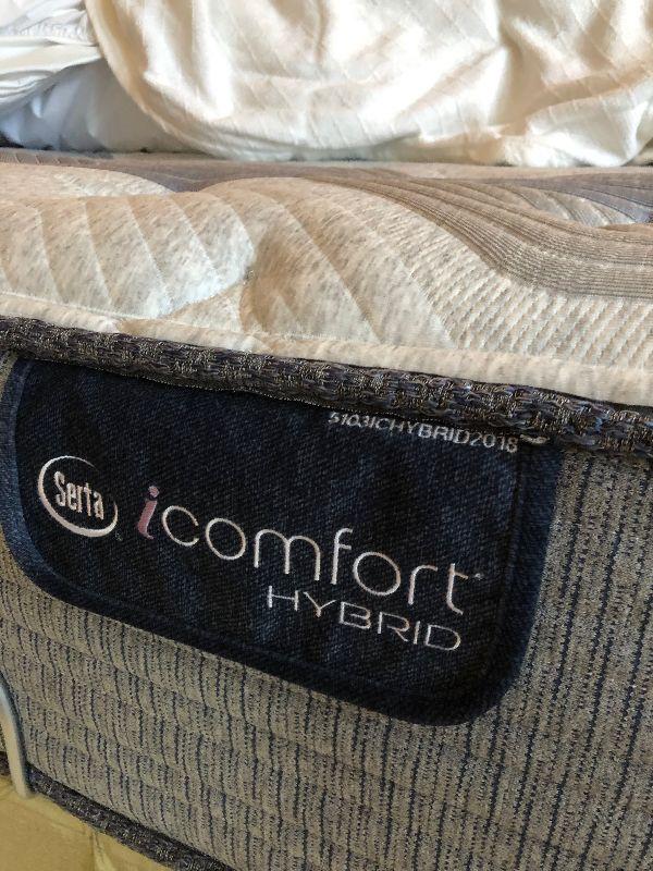 Lot 26 King Size Powerbase Bed w/Serta Hybrid Mattress and