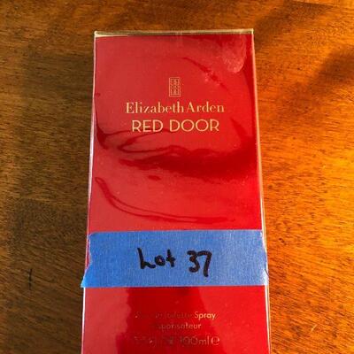 Lot 37 - NIB Elizabeth Arden Red Door 3.3 Fl Oz Eau de Toilette Spray
