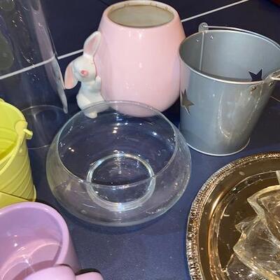 Lot 708 - misc items