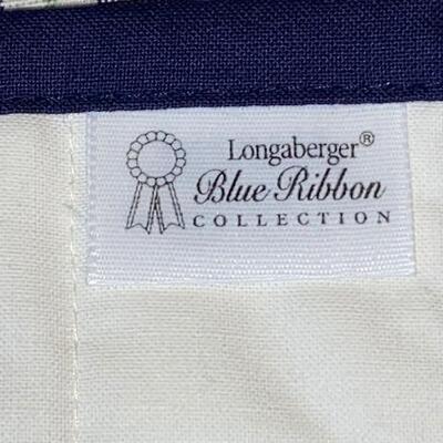Lot 712 - Longaberger  table runner 