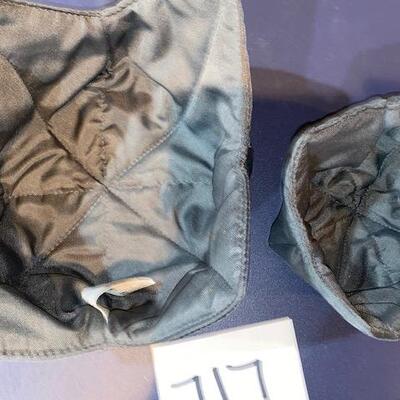 Lot 717 - Pampered Chef Microwave Bowl Cozy set