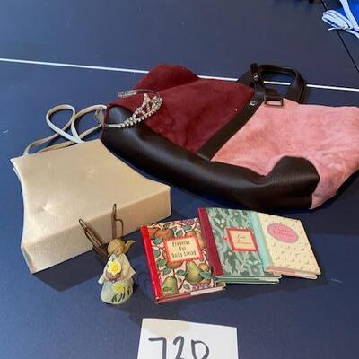 Lot 720 - Random items