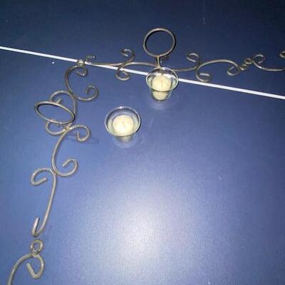 Lot 728 - Candle decor
