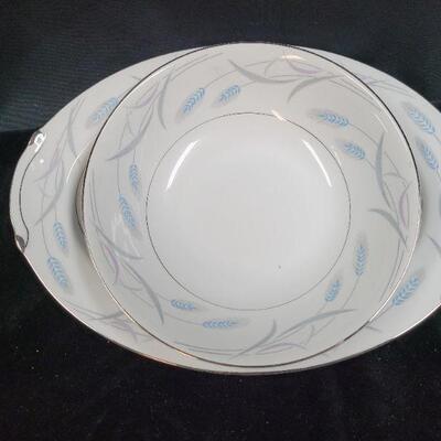 Lot 13: Mixed Luncheon lot Valmont China 