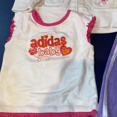 Lot 734 - Adidas Childrens clothes