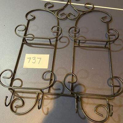 Lot 737 -  Plate shelf