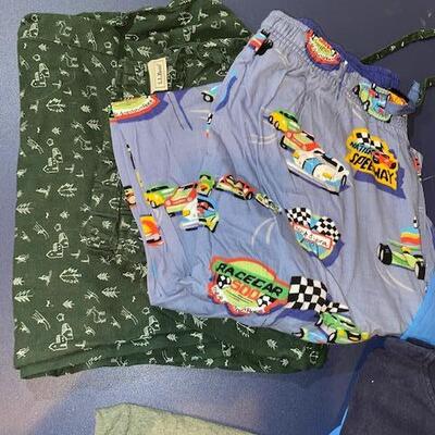 Lot 743 - Mens clothes