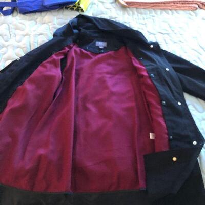 Lot 85 - Ladies Coat w/Removable Lining by Gallery   