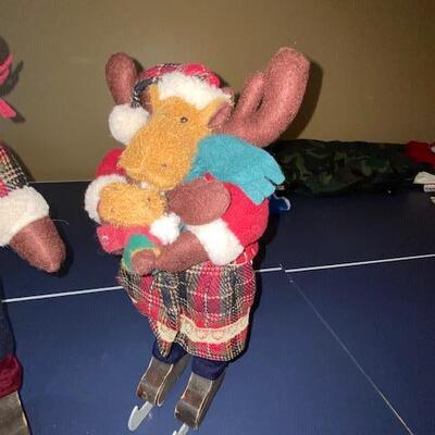  747 - Moose decor