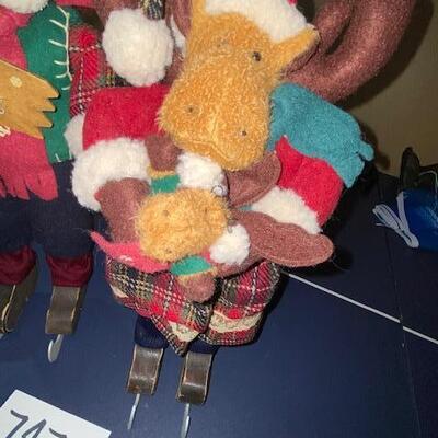  747 - Moose decor