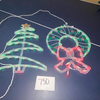 Lot 750 - Lighted decor