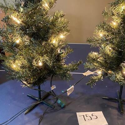 Lot 755 - Lighted trees