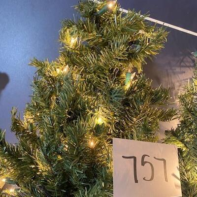 Lot 757 - Lighted small trees
