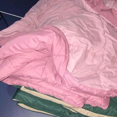 Lot 791 - comforters