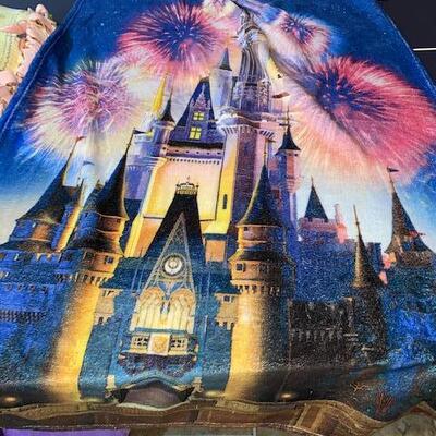 Lot 801 - Disney Blankets