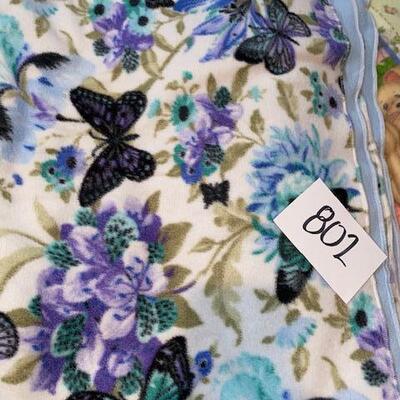 Lot 802 -blankets
