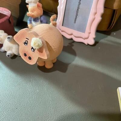Lot 828 - Misc items