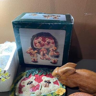 Lot 828 - Misc items