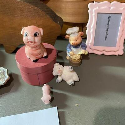 Lot 828 - Misc items