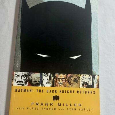 DC Comics - Batman - Graphic Novel