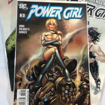 DC Comics - Power Girl - 2009