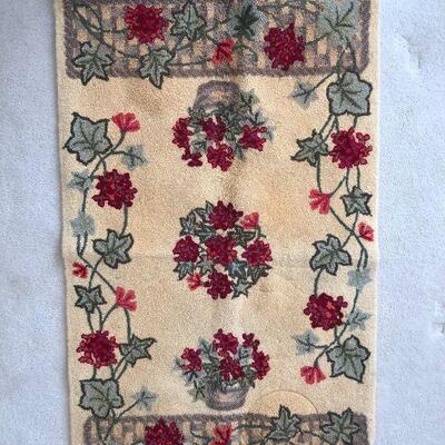 Lot 120 - Rug, Vintage Mirror, Wall Art and Decortive Pot