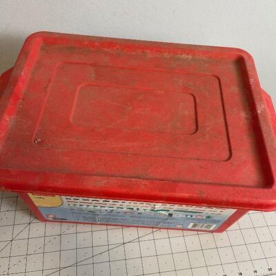 Lot #45 LEGOS - VINTAGE - include Lego Carrying tub