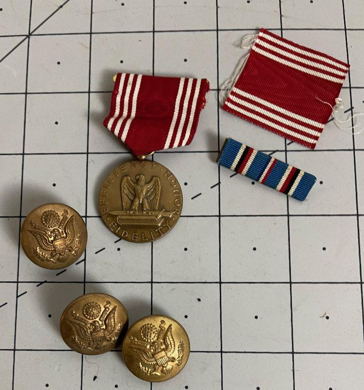 Lot #54 Vintage Military Metals and Buttons | EstateSales.org