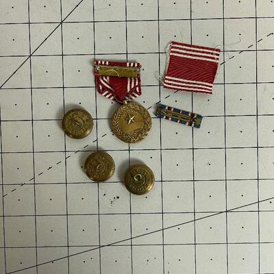 Lot #54 Vintage Military Metals and Buttons 