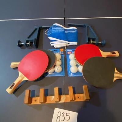 Lot 835 -  Sportcraft Ping Pong table