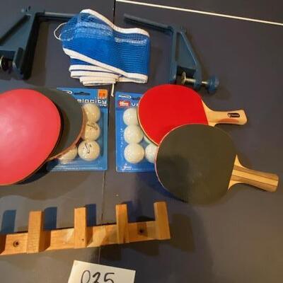 Lot 835 -  Sportcraft Ping Pong table