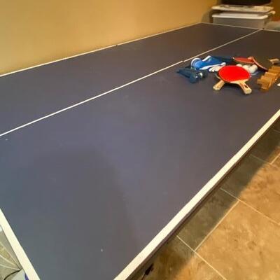 Lot 835 -  Sportcraft Ping Pong table