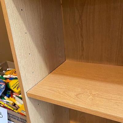 Lot 834 - Shelf