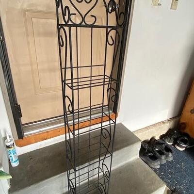 Lot 838 - Metal shelf