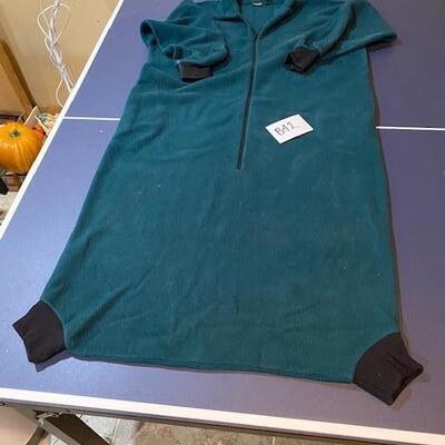 Lot 842 - PJ  Cozy Suit