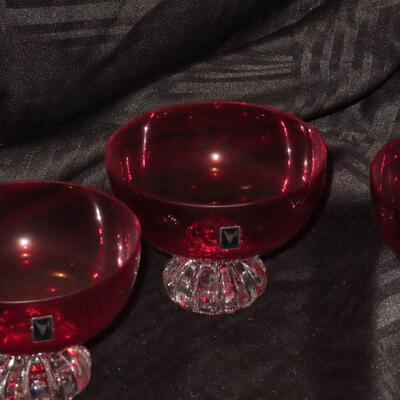 Red Gallo Dishes