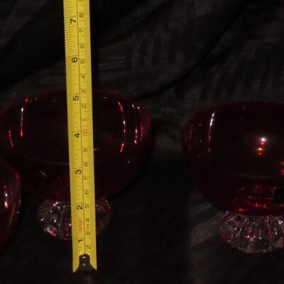 Red Gallo Dishes