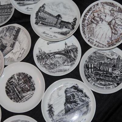 Lot #1 mini plates