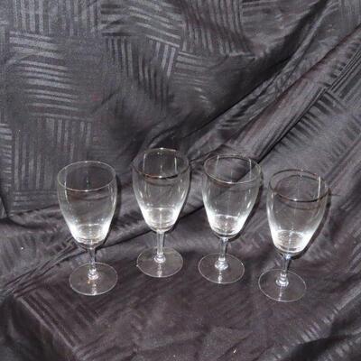 Silver edge glasses