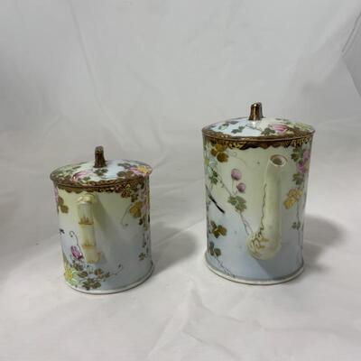 .81. VINTAGE | Hand Painted Tea Pot | Covered Biscuit Jar