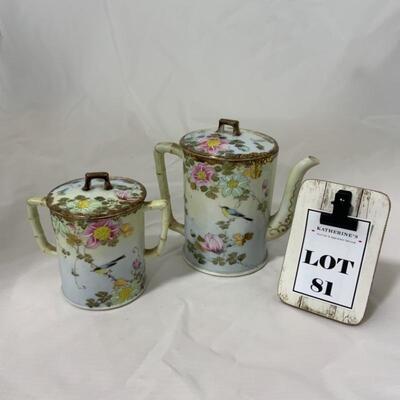 .81. VINTAGE | Hand Painted Tea Pot | Covered Biscuit Jar